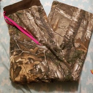 Pink accent camo joggers with pockets